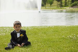 Little boy sits and waits