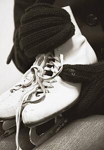 Figure skates