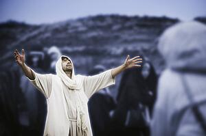 Jesus praying