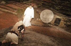 Jesus appears to Mary