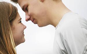 Couple making up