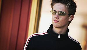 Portrait of a man with sunglasses