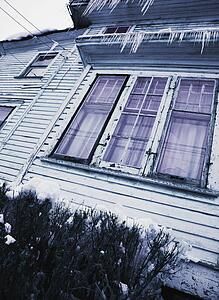 Icicles on house