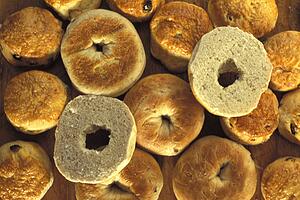 Cakes, buns and bagels