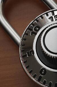 Combination padlock