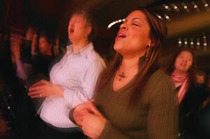 Women worshipping