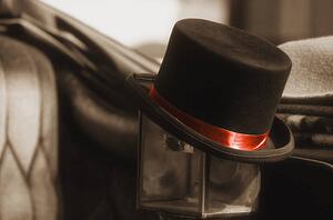 Black top hat
