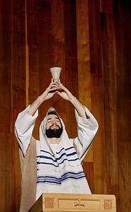 Rabbi blessing communion wine