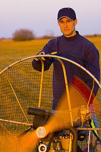Powered paraglider engine
