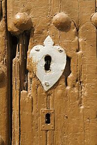 Key plates locks