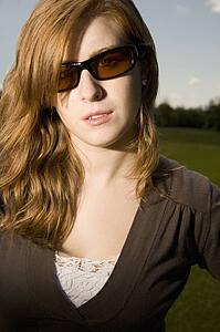 Woman with sunglasses