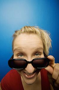 Young woman with sunglasses