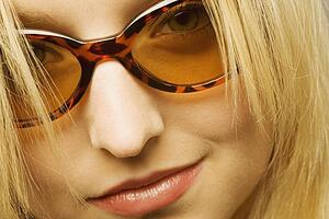 Close up of woman with sunglasses