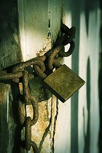 Lock and chain