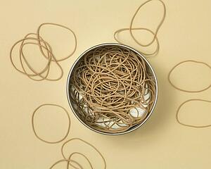 Rubber bands in metal tin 