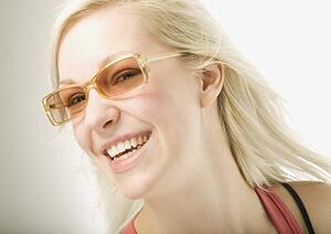 Young Blond woman wearing sunglasses