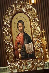 Picture of Jesus with gold frame