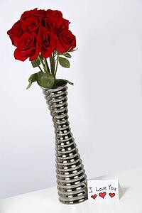 I love you card with roses in a vase