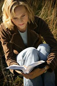 Woman reading her Bible 