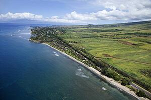 Aerial view of buildings on beach of Maui, Hawaii.