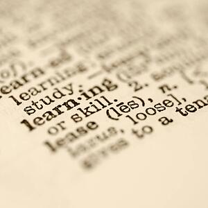 Selective focus of dictionary definition for the word learning.