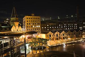 Street scene at night in Sydney, Australia.