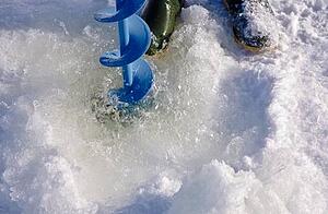 Ice auger