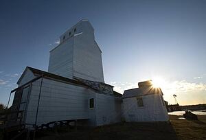 Grain elevator