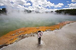 Champagne Pool, Wai-O-Tapu Thermal Wonderland, New Zealand