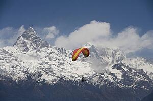 Paragliding, Annapurna region, Himalayas, Pokhara, Nepal