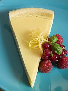 Lemon Custard Tart with Fruits