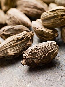 Whole Black Cardamom Pods