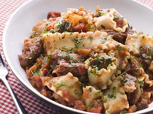 Strips of Fillet Steak in a Chilli Tomato Sauce with Trompetti Pasta