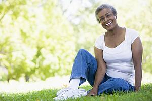 Senior woman resting in a park