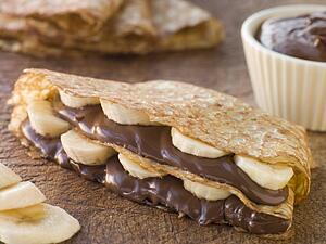 Crepes filled with Banana and Chocolate Hazelnut Spread
