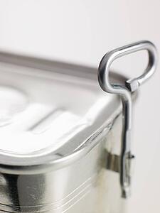 Close up of opener on tin can