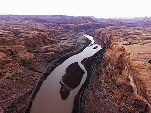 Green or Colorado River running through Canyonlands National Park, Utah, United States