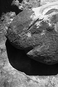 Large rock on rock cliff in Maui, Hawaii