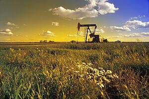 An oil derrick