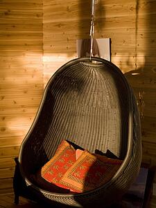 Hanging chair