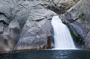 Roaring River Falls, Kings Canyon National Park, California, USA 