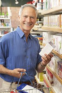 Male customer buying herbal tea