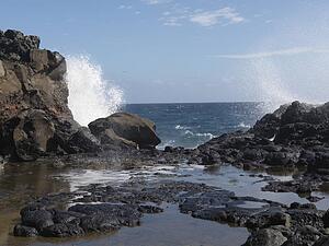 Waves crashing on the rocks, Maui, Hawaii, USA