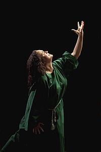 woman depicting mary of bethany