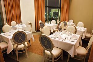 Empty Restaurant Seating
